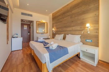 Partial Sea View Room