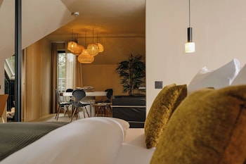 Elite Studio Suite