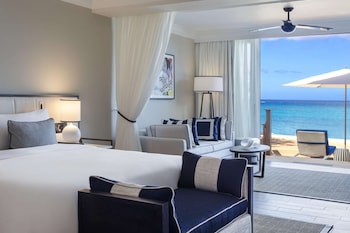 Suite, 1 King Bed, Beachfront