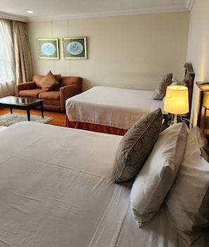 Junior Suite 2 Double Beds