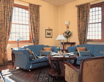 Luxury Suite