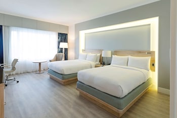 Deluxe Room, 2 Queen Beds