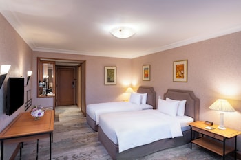 Club Twin Room