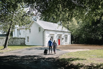 Linen Merchant's Residence