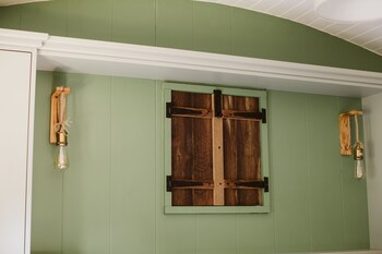 Shepherd's Hut