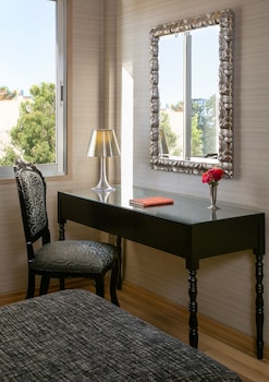 Executive Single Room