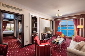 Royal Suite - Direct Front Nile View