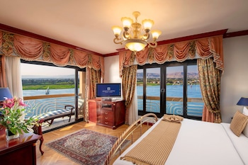 Presidential Suite - Direct Front Nile View
