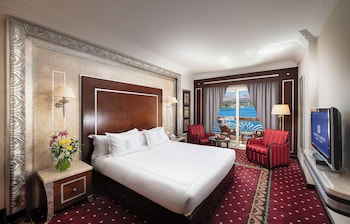 Royal Club Side Nile View Double or Twin Room