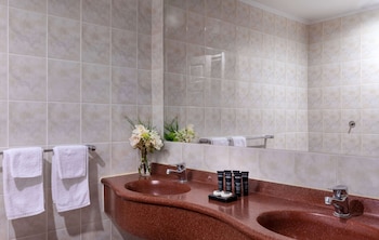 Superior Twin Room, 2 Queen Beds