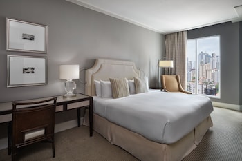 Studio, 1 King Bed, Non Smoking, Tower