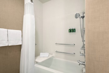 Suite, 1 Bedroom (Mobility Accessible, Tub)