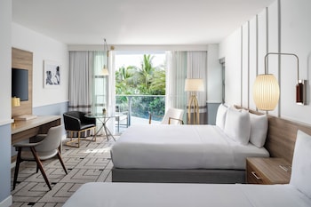 Premium Room, 2 Queen Beds, Pool View (Mobility/Hearing Accessible, Tub)