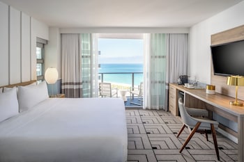 Premium Room, 1 King Bed, Ocean View