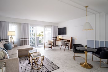 Suite, 1 Bedroom (Balcony)