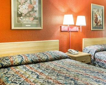 Standard Double Room, 2 Double Beds, Smoking