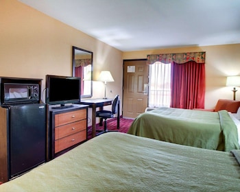 Standard Room, 2 Double Beds, Smoking