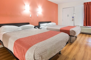 Deluxe Room, 2 Double Beds, Smoking, Refrigerator & Microwave