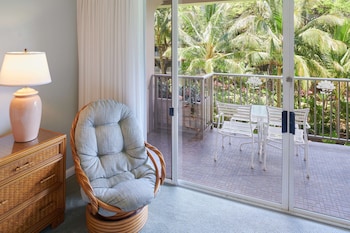 Studio, Garden View
