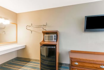 Room, 1 Queen Bed, Non Smoking