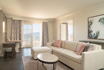 Premium Garden Suite