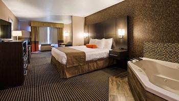 Executive Suite, 1 King Bed, Non Smoking, Jetted Tub