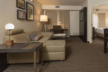 Room, 1 Bedroom (Mobility/Hearing Accessible, Tub)
