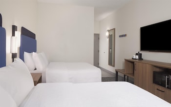 Room, 2 Double Beds, Non Smoking