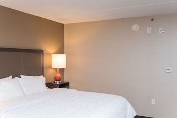 Room, 1 King Bed, Accessible, Non Smoking (Hearing)
