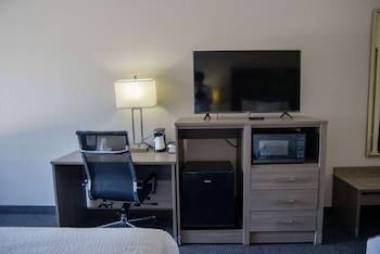 Room, 2 Queen Beds, Non Smoking