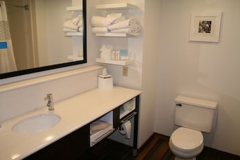 Room, 2 Queen Beds, Non Smoking, Refrigerator