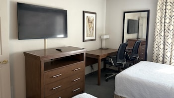 Room, 2 Double Beds, Accessible, Bathtub