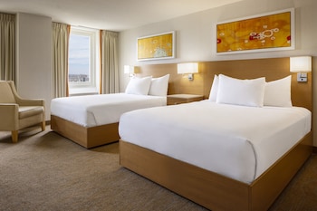 NORTH DELUXE ROOM 2 QUEEN NON-SMOKING
