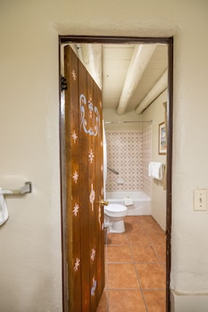 Superior Room, 2 Queen Beds (Historic Sagebrush Room Two Beds)