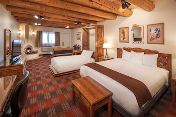 Deluxe Room, Multiple Beds (Deluxe Room(No Pets))