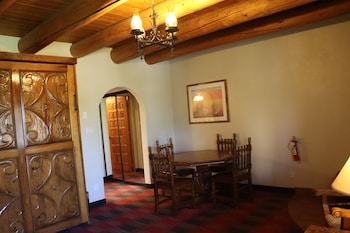 Executive Suite, Multiple Beds (Executive Suite)