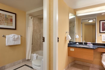 Executive Spa Suite, 1 King, Smoking