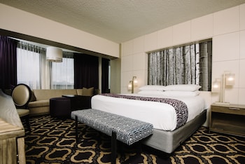 Premium Room, 1 King Bed, Non Smoking