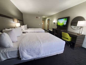 Two queen beds non smoking