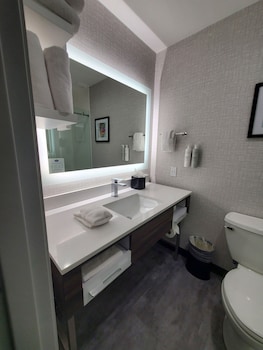 Room, 2 Queen Beds, Accessible, Non Smoking