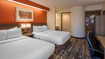 Standard Room, 2 Queen Beds, Non Smoking, Refrigerator & Microwave