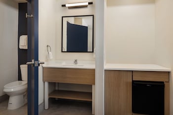 Room, 1 King Bed