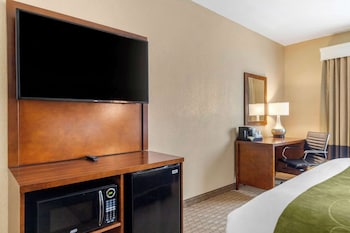 Suite, 2 Queen Beds, Accessible, Non Smoking