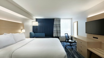 Room, 1 King Bed, Accessible (Comm, Mobility, Roll Shwr)