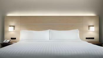 Standard Room (Bed Type Assigned at Check-In)