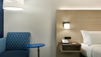 Standard Room, 2 Queen Beds, Accessible (Communications)