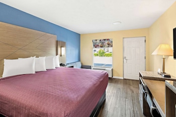 Room, 1 King Bed, Accessible, Non Smoking