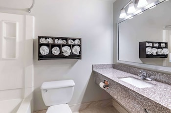 Suite, 1 Bedroom, Non Smoking (1 King Bed)