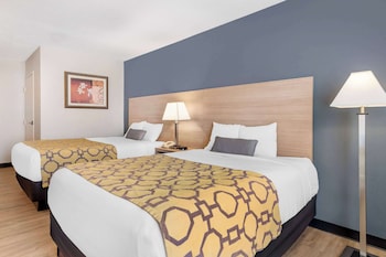 Room, 2 Queen Beds, Non Smoking
