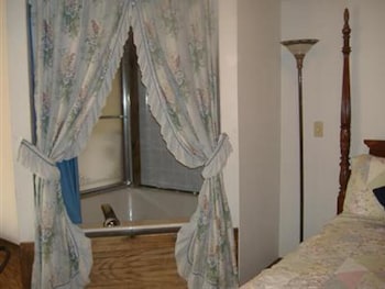 Superior Double Room, Ensuite (Corner)
